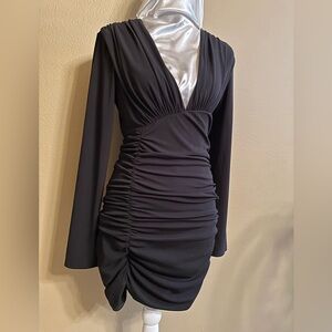 Zara Black Long Sleeve Ruched Dress, V Neck, side zipper, lined.  NWT Excellent
